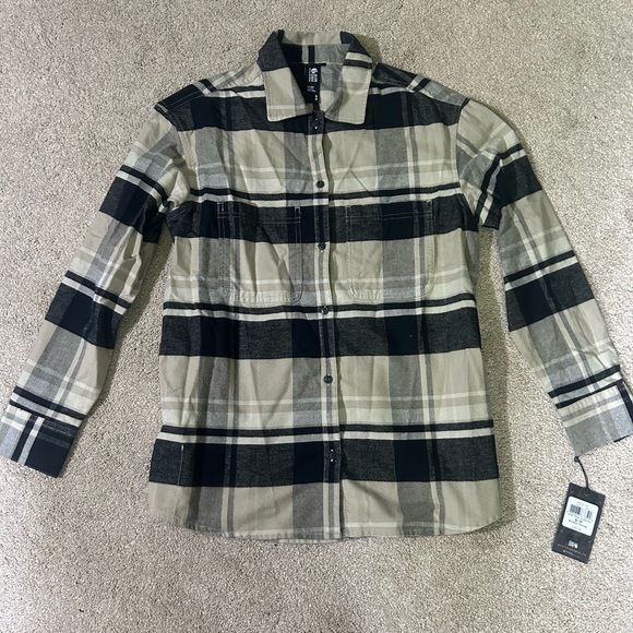 Mountain Hardwear Tops - Mountain Hardwear Flannel size: small